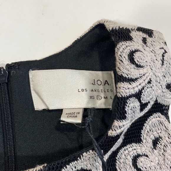 NWT J.O.A Mesh Embroidered Mini Dress Black/Ivory S - Picture 5 of 6